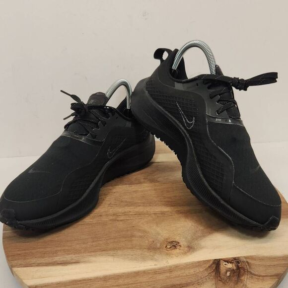 Nike Zoom Pegasus 37 Shield Running shoes Women's Size 7 Black - Picture 7 of 12